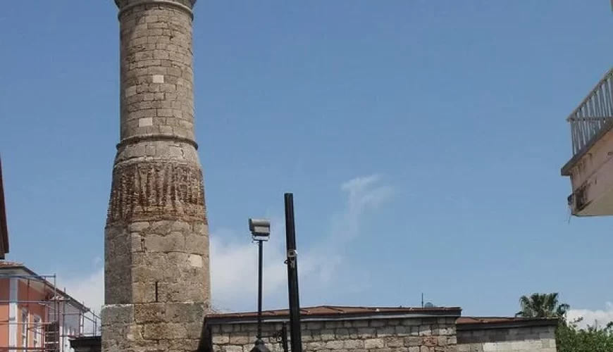 broken_minaret_mosque