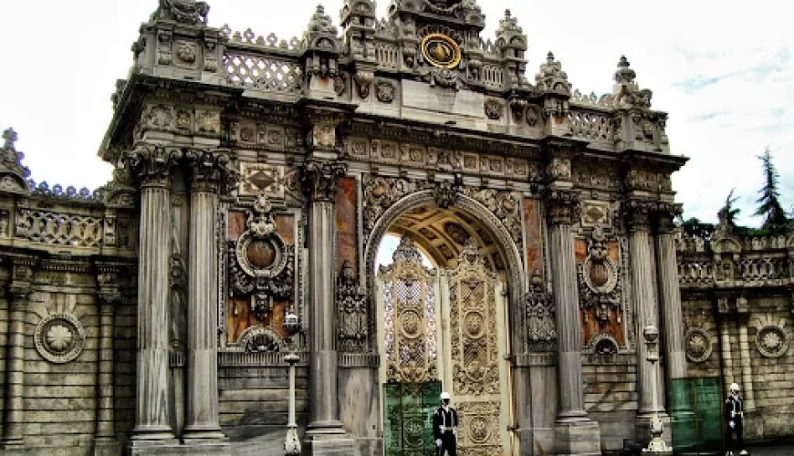 dolmabahce_palace