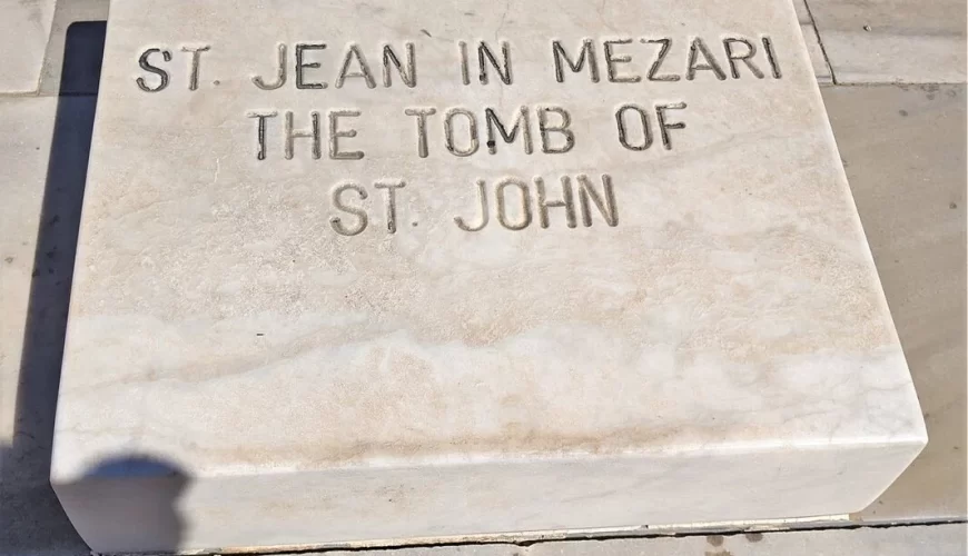 saint_john_tomb